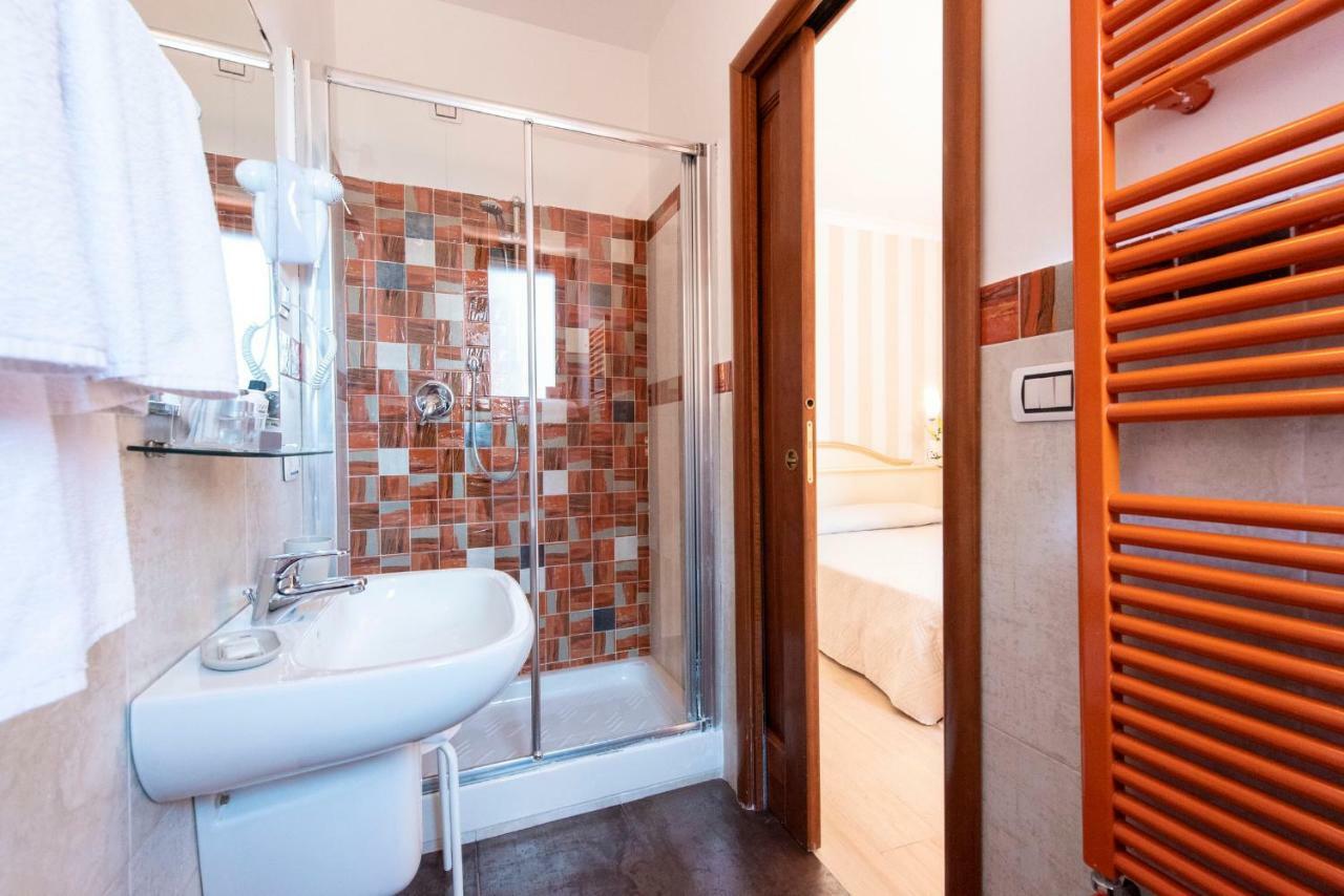 La Suite Di San Pietro Rome Buitenkant foto